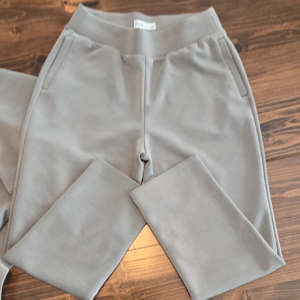 FLX Sage Green Sweatshirt and Joggers Set - Picture 4 of 8